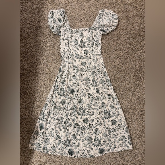 miami Dresses & Skirts - Miami Green and White Floral Midi Dress